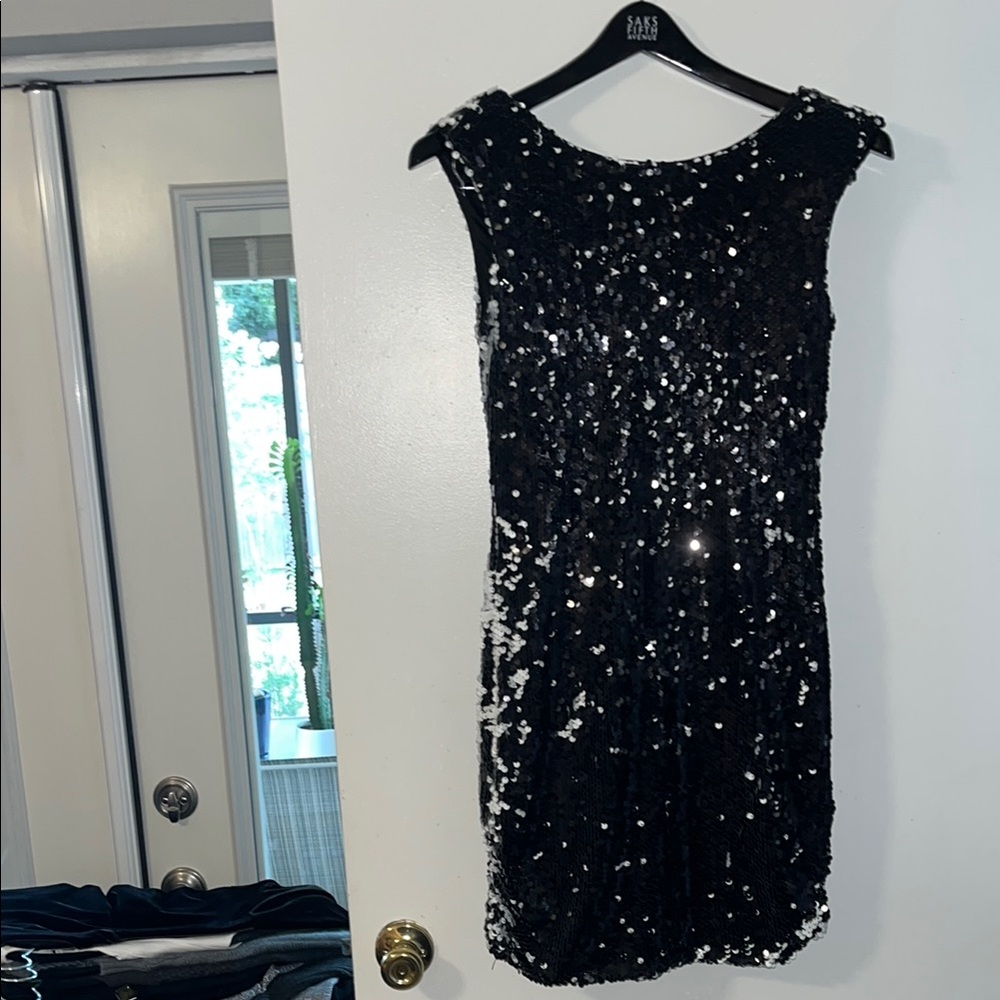 Aidan Mattox Black Flip Sequin Mini Dress